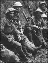 soldiers at The Battle of the Somme [Click]